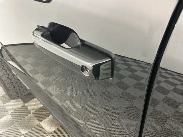 2024 Ford F-350 Super Duty Platinum - Photo 15