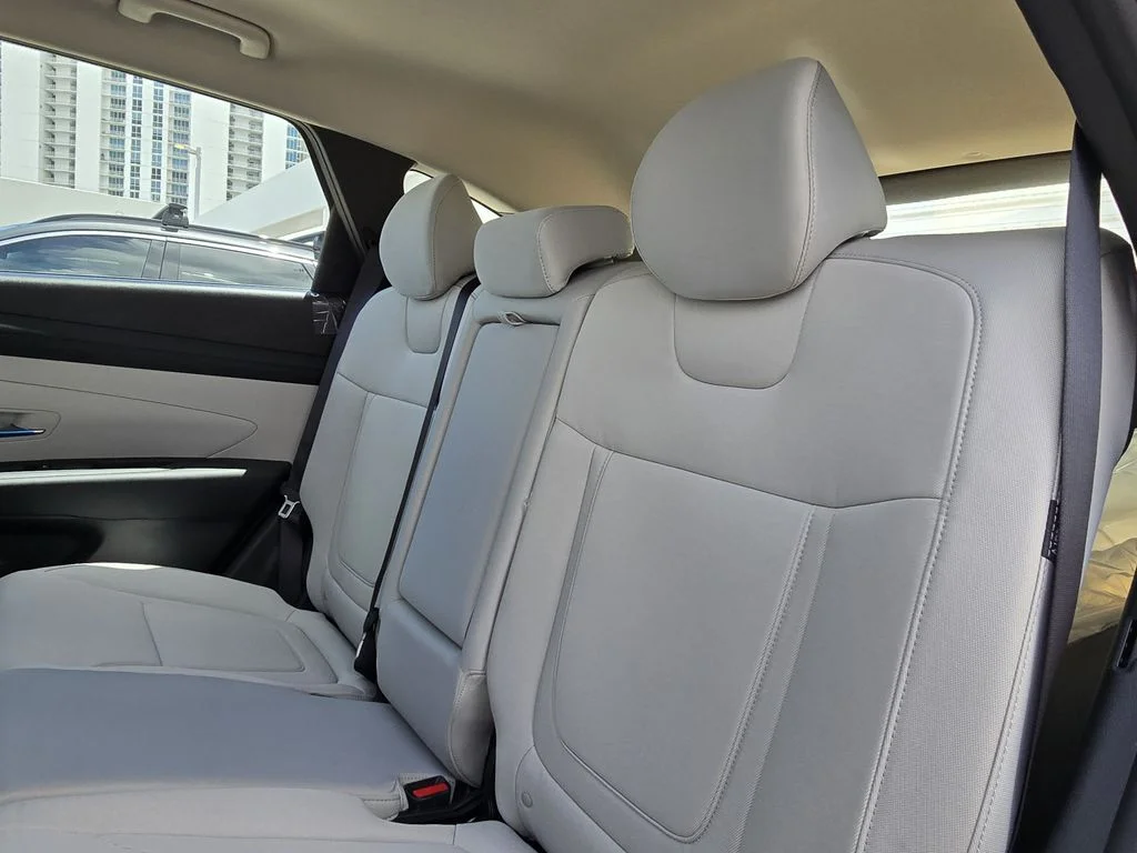 New 2026 White Hyundai SE image 11