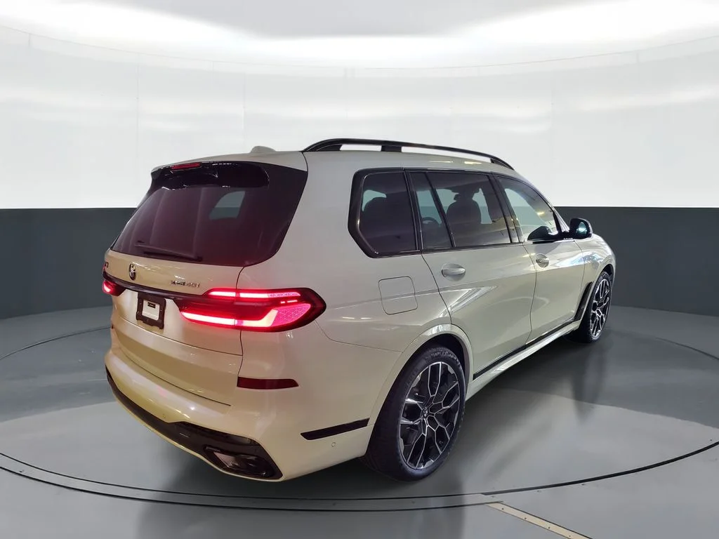 New 2027 White BMW xDrive40i image 3