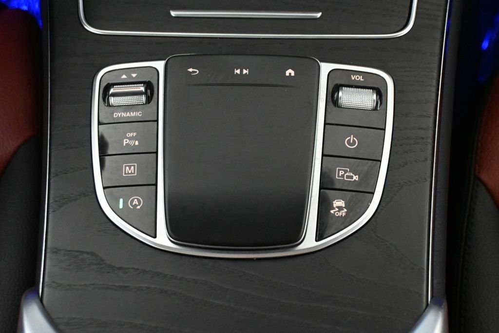 Certified Used 2022 Black Mercedes-Benz GLC 300 image 24