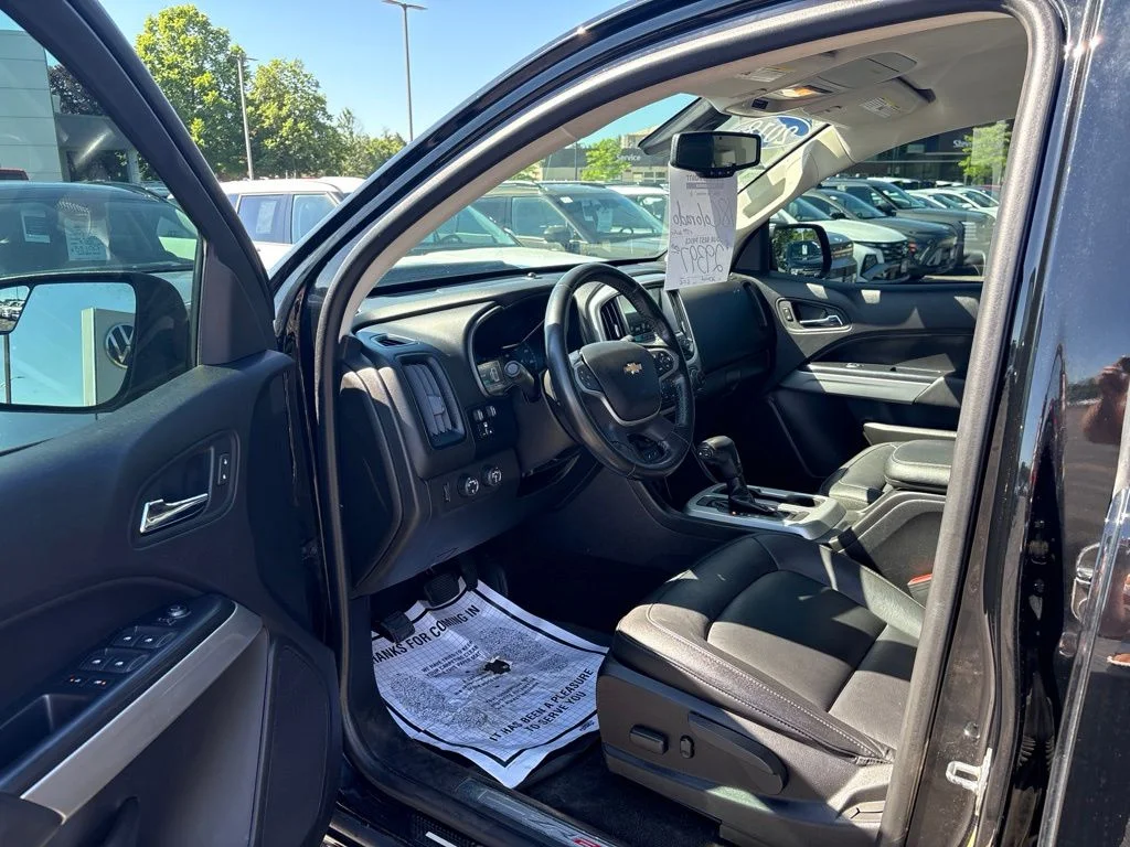 Used 2018 Black Chevrolet ZR2 image 10