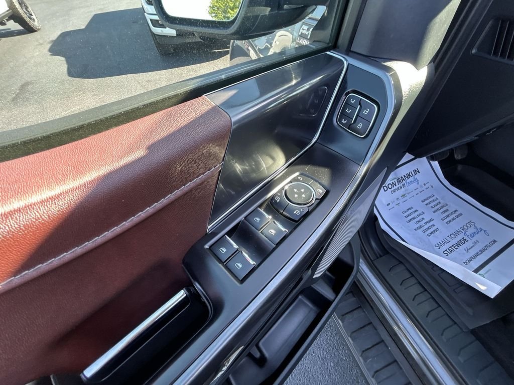 Used 2023 Gray Ford Lariat image 21