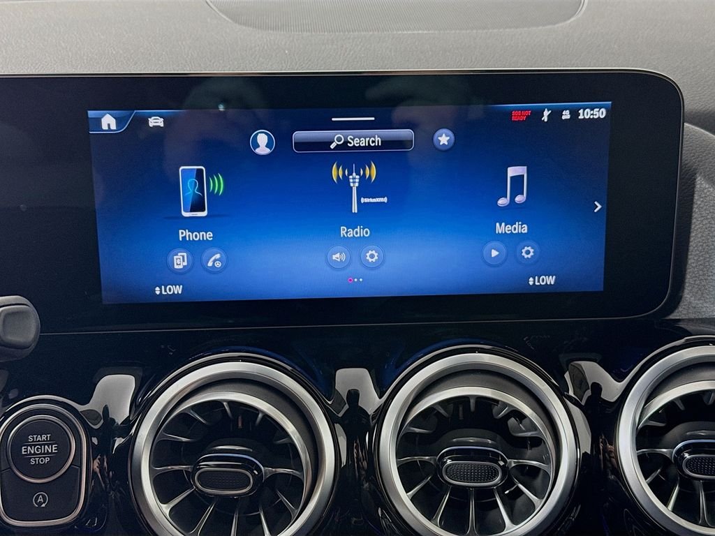 Used 2025 Black Mercedes-Benz GLA 250 image 15