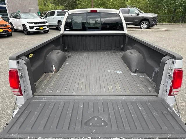 Used 1999 silver Dodge SLT image 12