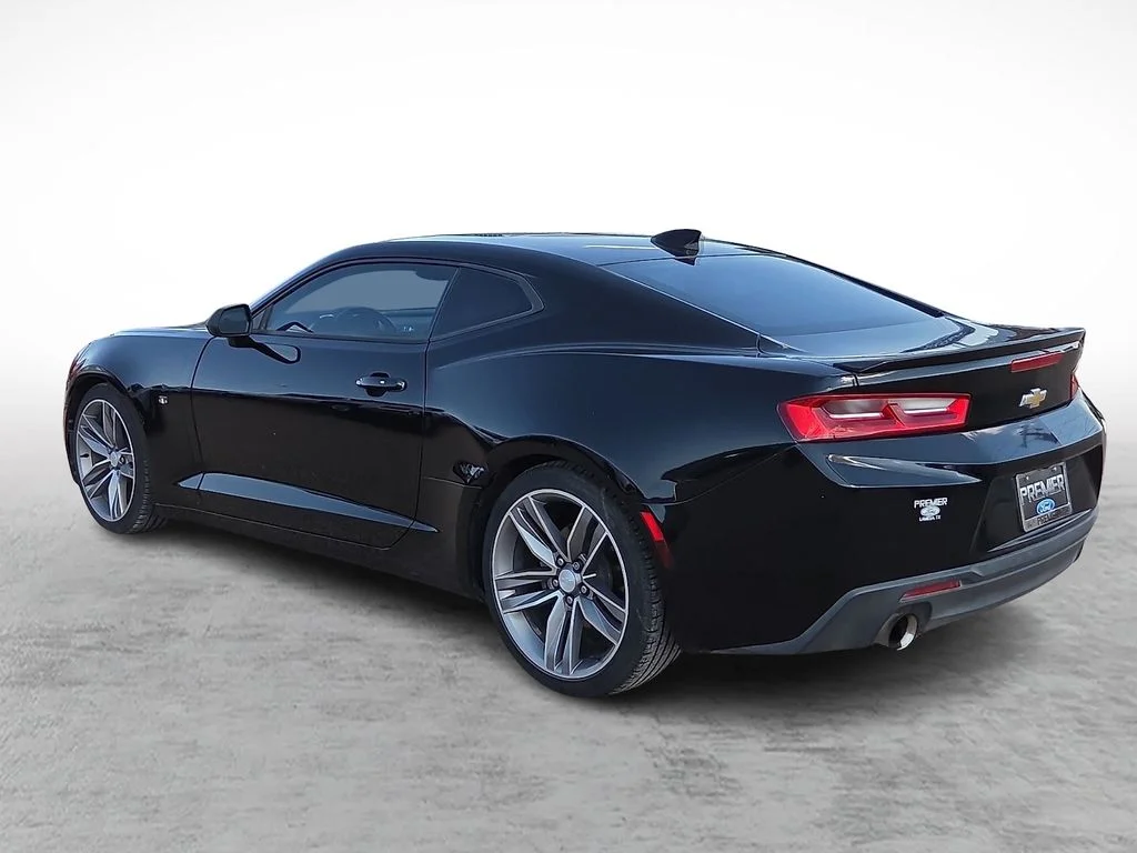 Used 2018 Black Chevrolet 1LT image 7
