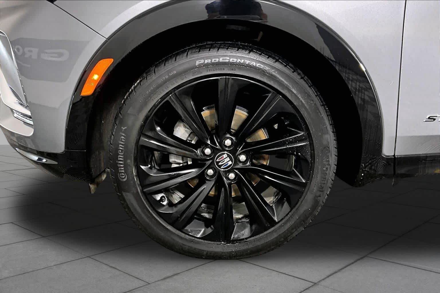 Used 2025 Moonstone Gray Metallic Buick Sport Touring image 10