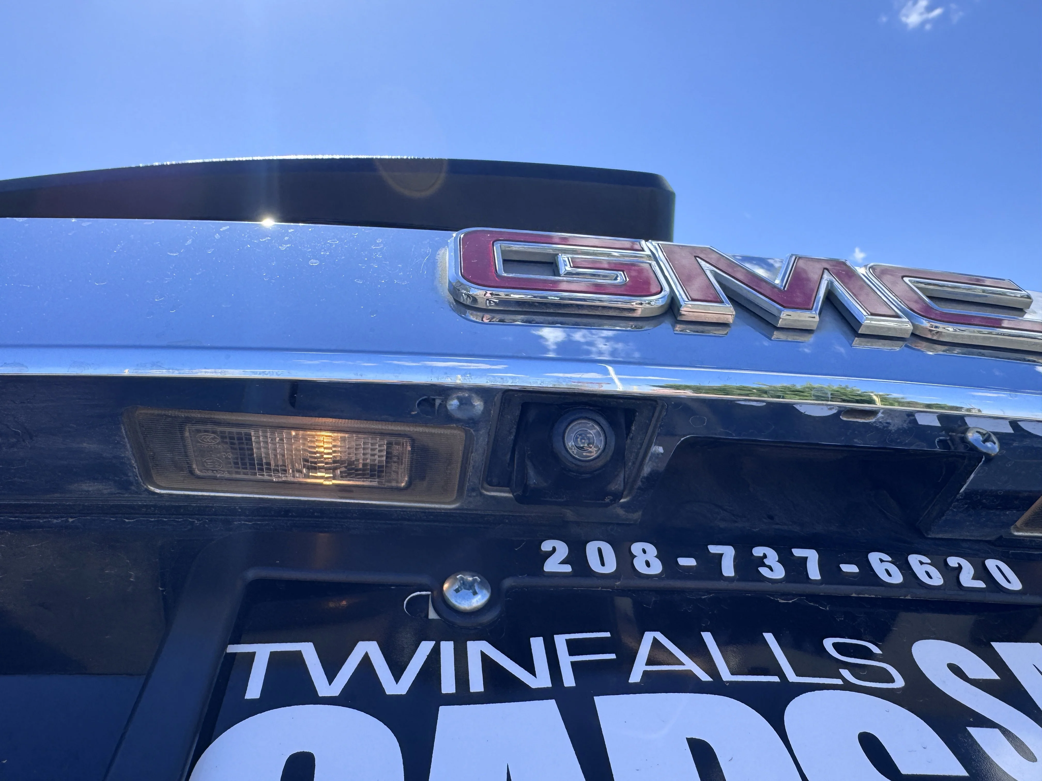 Used 2013 Onyx Black GMC SLE image 40