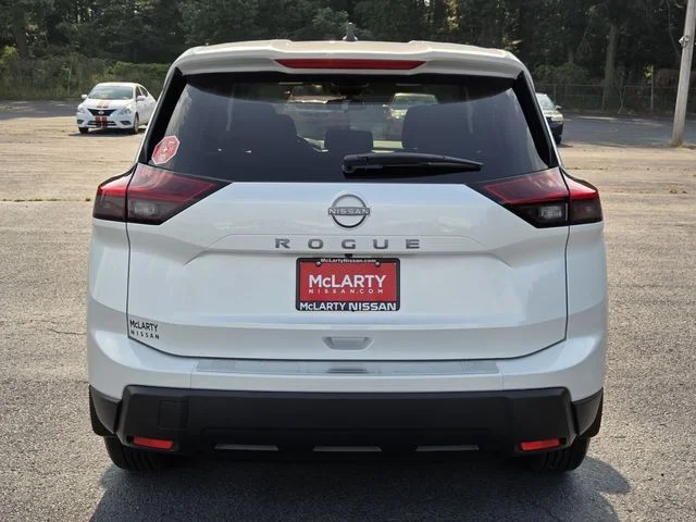 New 2026 Everest White Pearl TriCoat Nissan SV image 4
