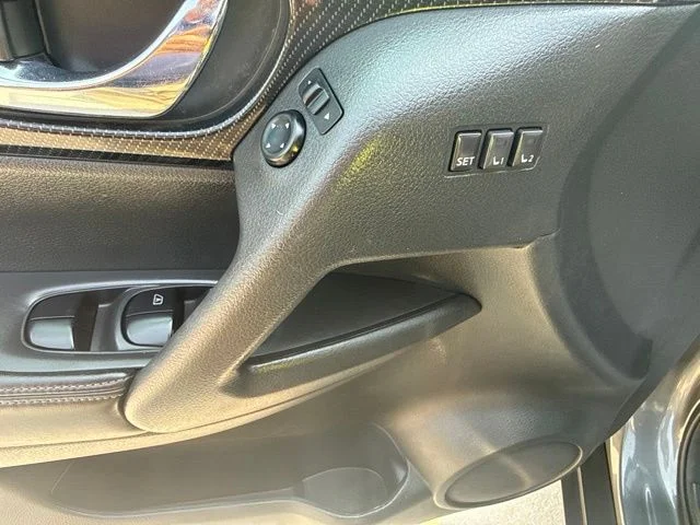Used 2018 Gray Nissan SL image 11