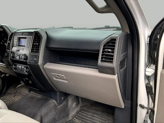 Used 2022 White Ford XL image 26