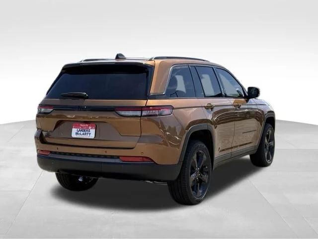 New 2026 Copper Shino Metallic Clear-Coat Exterior Paint Jeep Limited image 8