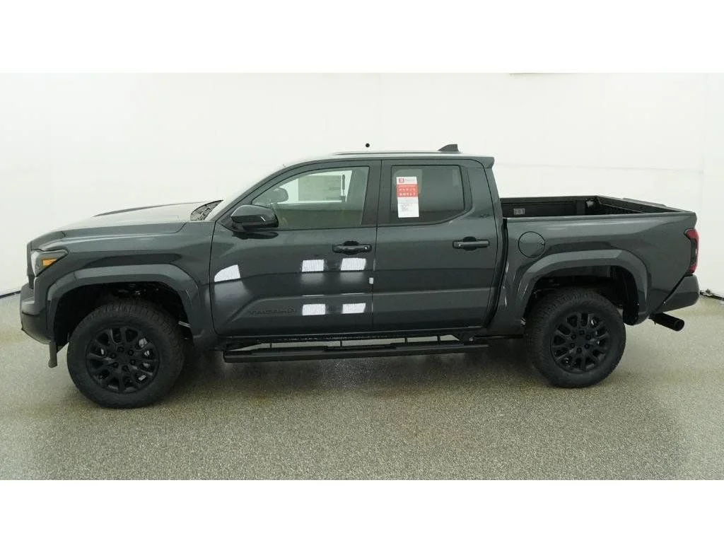 New 2026  Toyota SR5 image 4