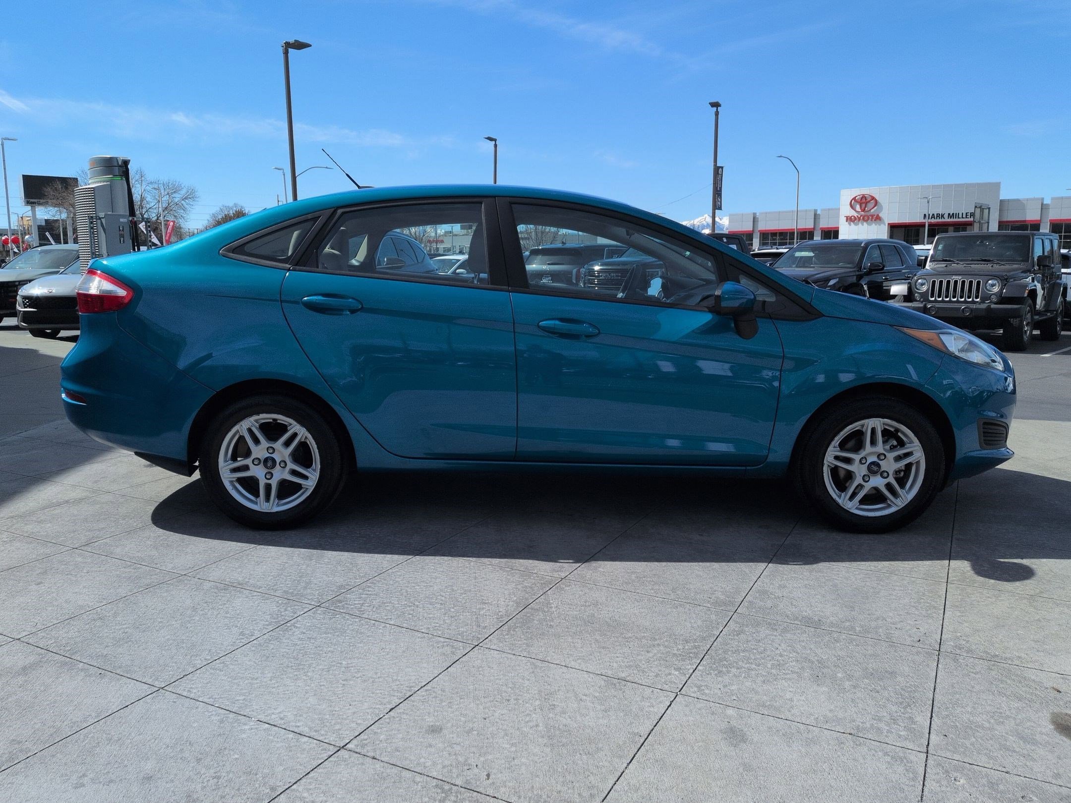 Used 2017 Ford Fiesta SE with VIN 3FADP4BJ8HM163326 for sale in Salt Lake City, UT