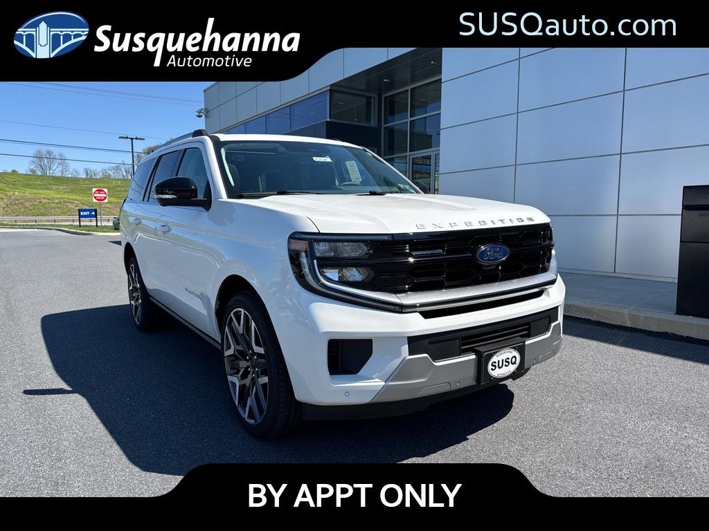 New 2026 Star White Metallic Tri-Coat Ford Platinum image 1