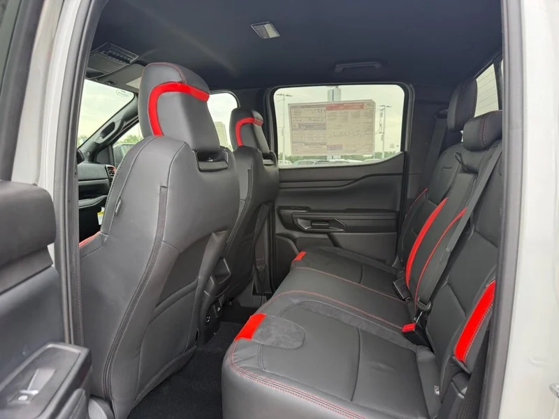 New 2026 Avalanche Ford Raptor 4WD SuperCrew 5