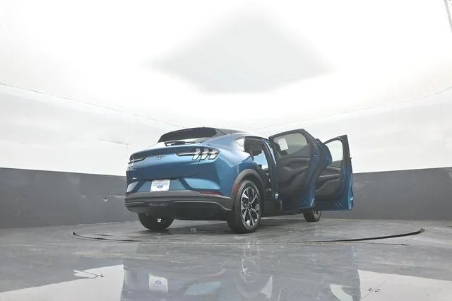 New 2026 Adriatic Blue Metallic Ford Select image 44