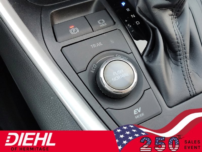 Used 2025 Gray Toyota XSE image 36