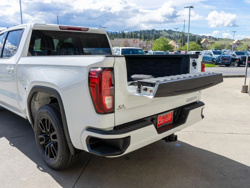 Used 2023 White GMC Elevation image 33