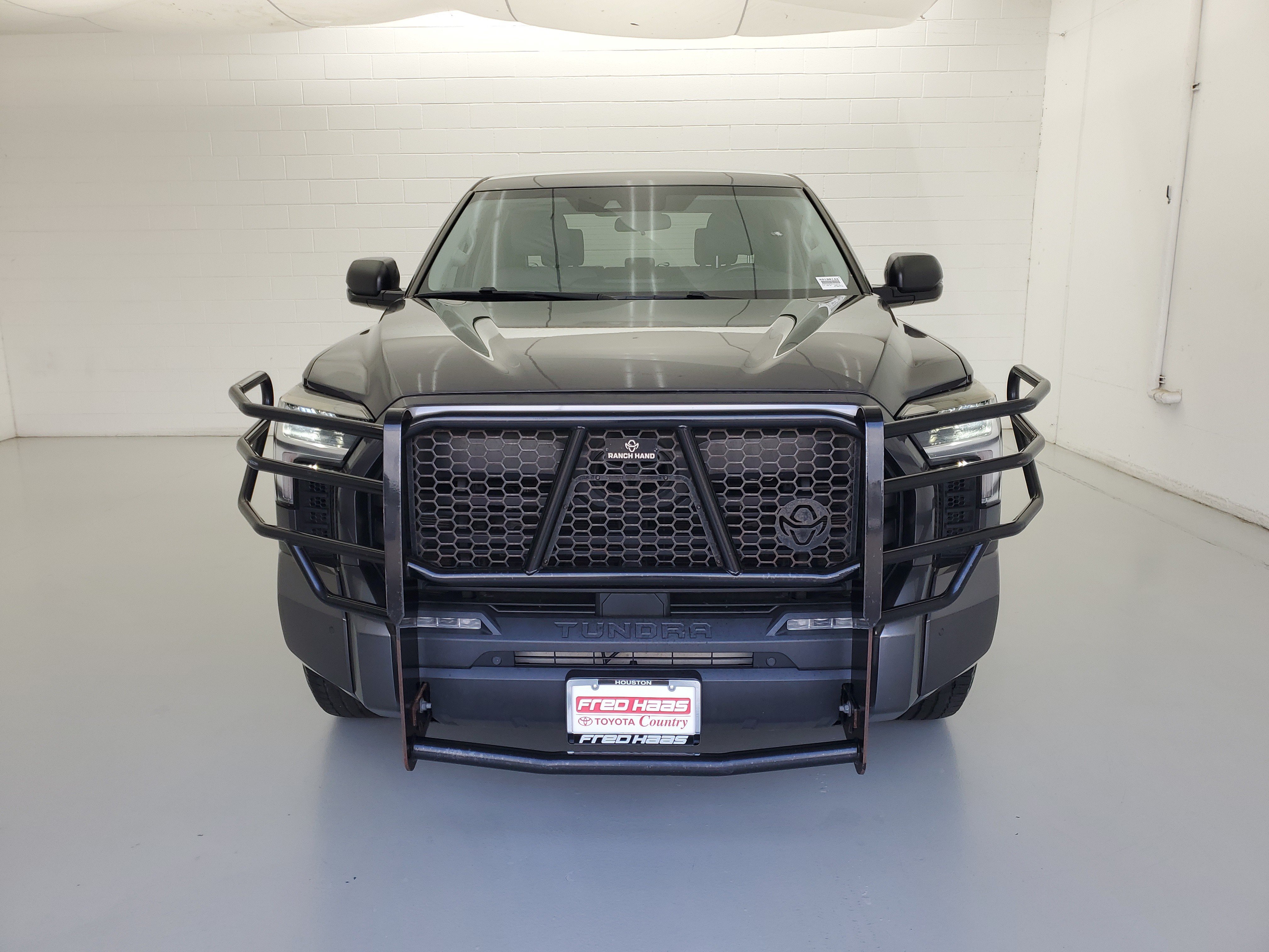 Used 2023 Magnetic Gray Metallic Toyota SR5 image 3