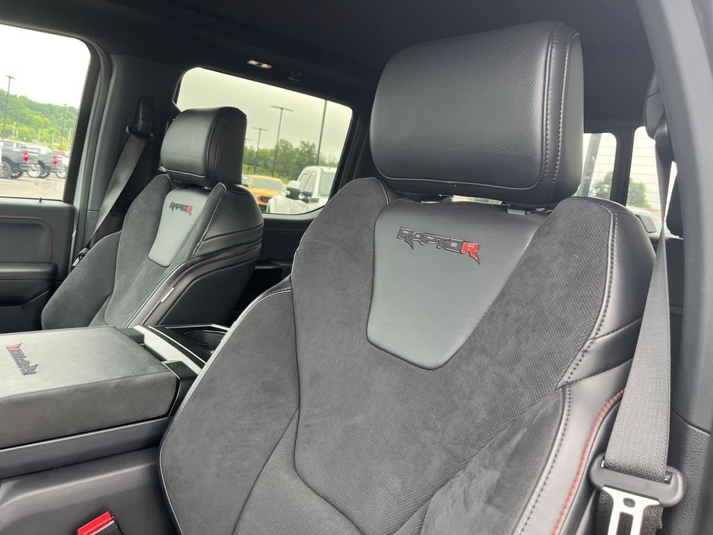 Used 2023 White Ford Raptor image 13