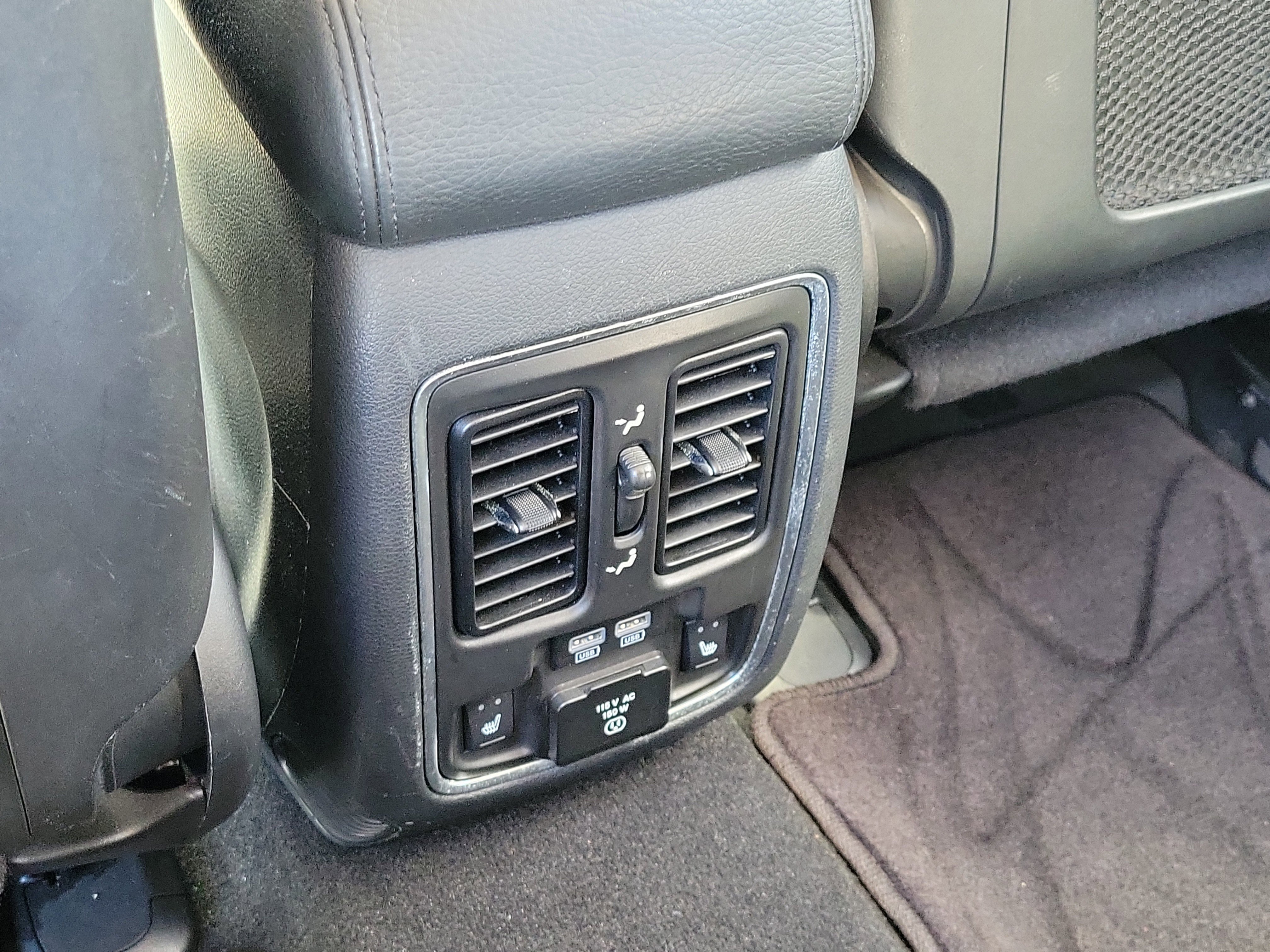 Used 2019 White Knuckle Clearcoat Dodge Citadel image 15