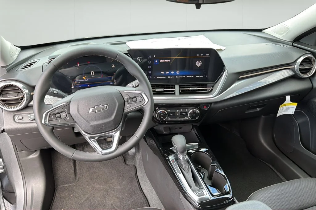 New 2026 Sterling Gray Metallic Chevrolet ACTIV image 21