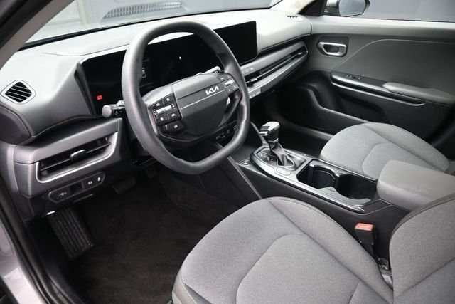 Used 2025 Gray Kia LXS image 18