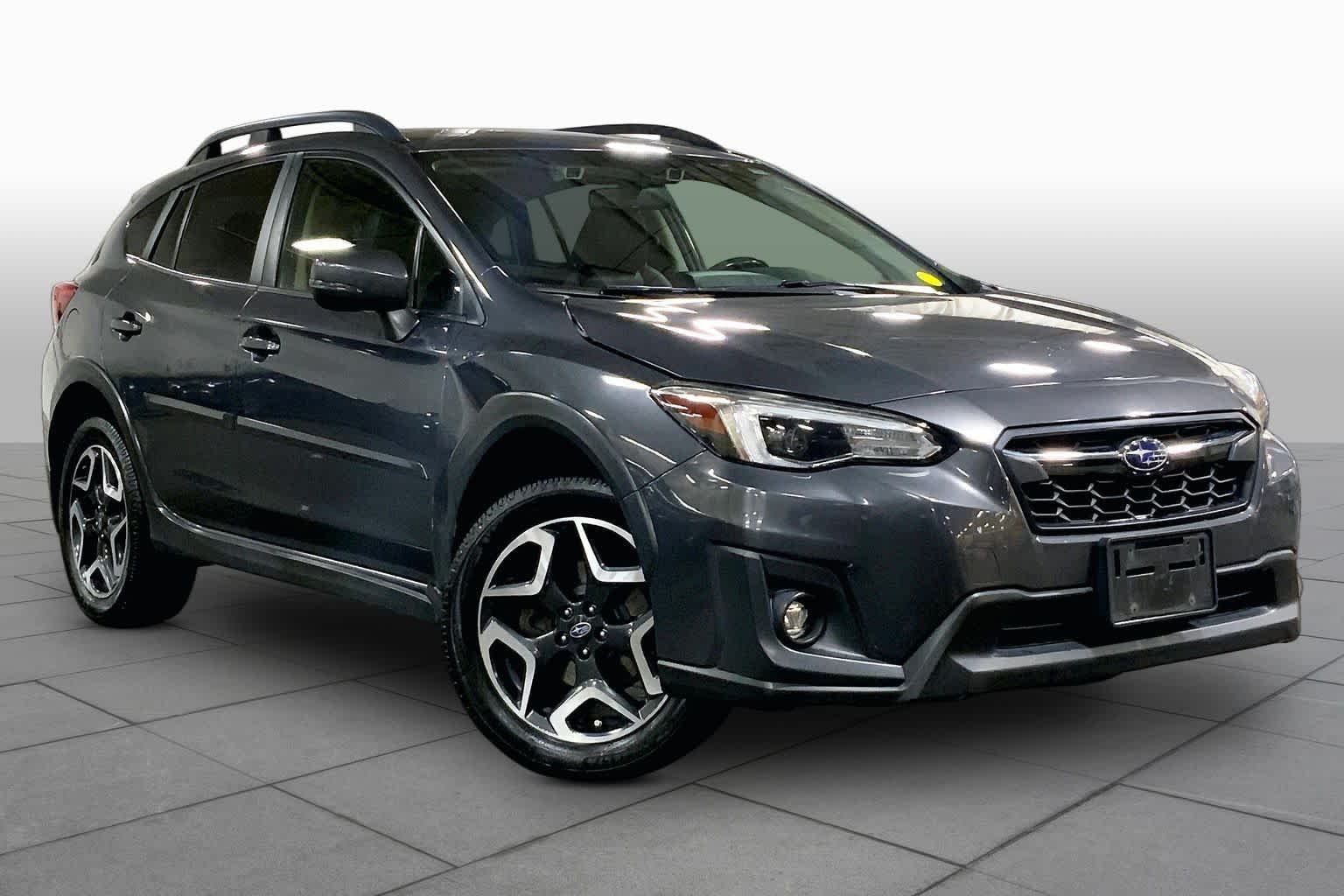 Used 2020 Magnetite Gray Metallic Subaru Limited image 3