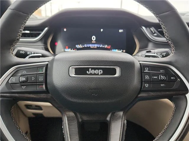 Used 2023 Red Jeep Limited 4x4 image 20