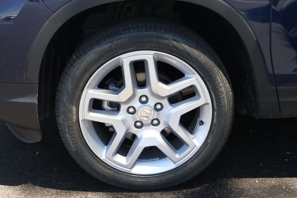 2024 Honda Passport EX-L - Photo 11