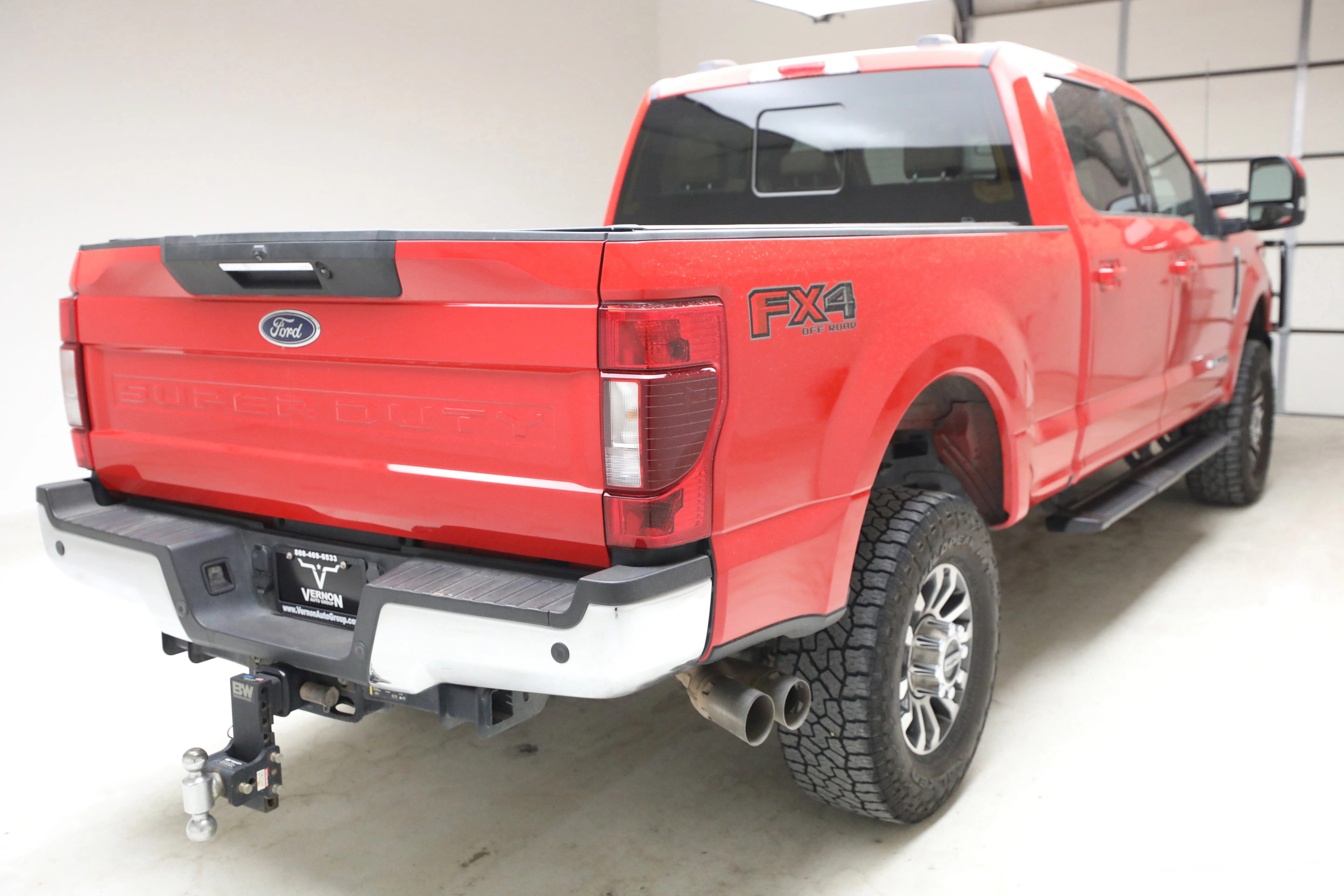 Pre-Owned 2022 Ford Super Duty F-250 Lariat Crew Cab 4x4 Fx4