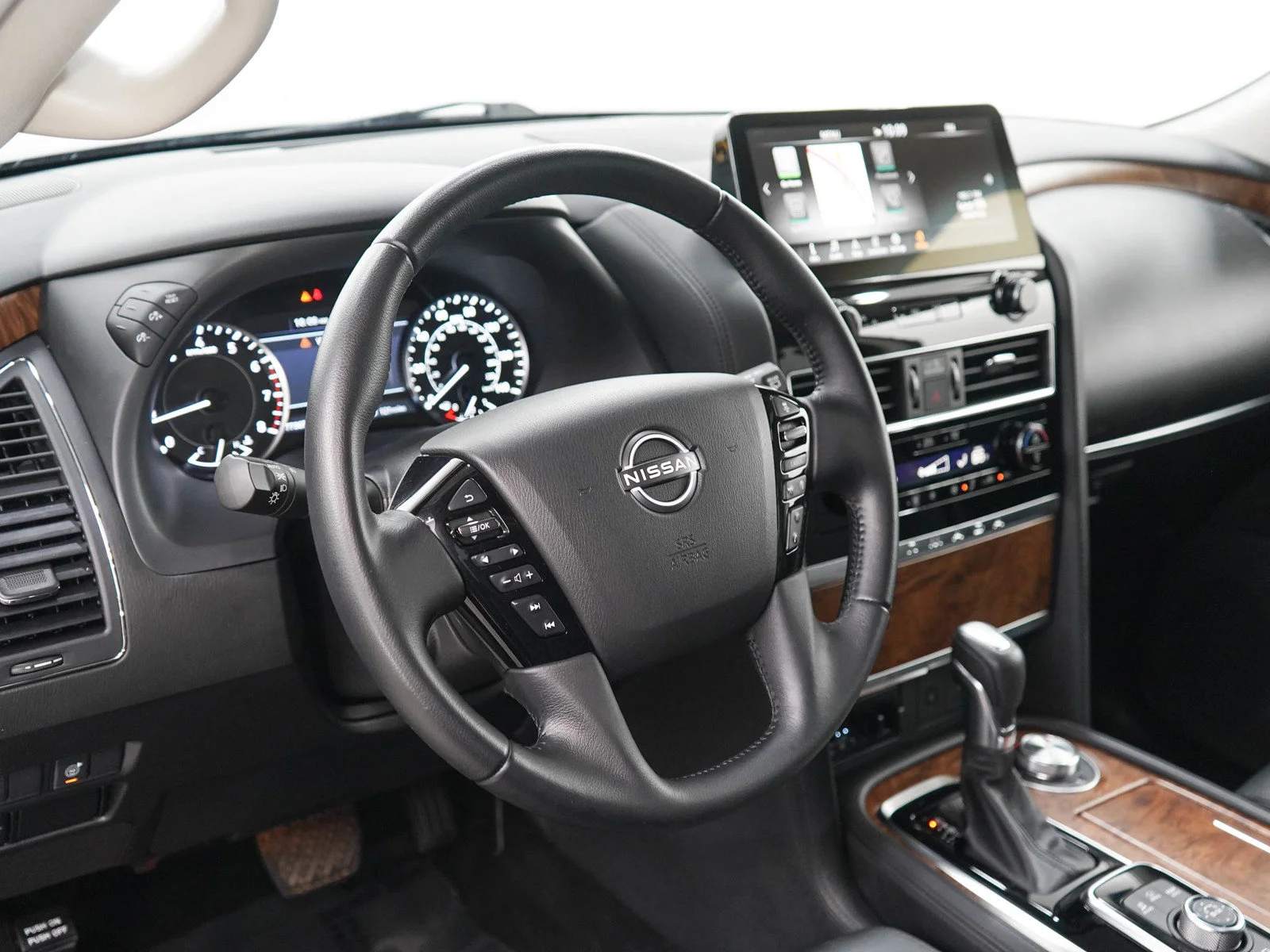 Used 2022  Nissan SL image 20