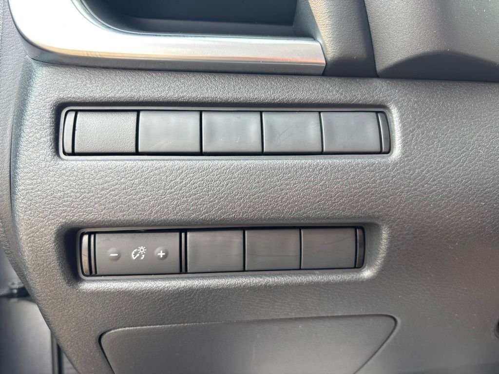 Used 2021 Gray Nissan S image 19