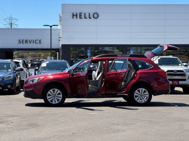 Used 2017 Venetian Red Pearl Subaru 2.5i image 28