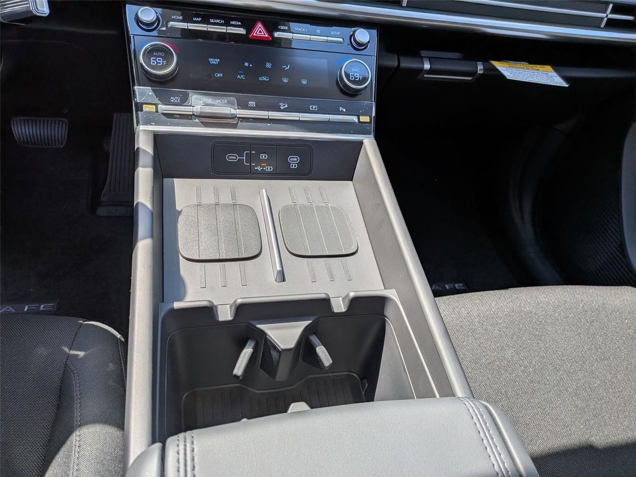New 2026 Phantom Black Hyundai SE image 21