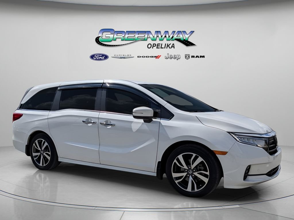 Used 2022 White Honda Touring image 1