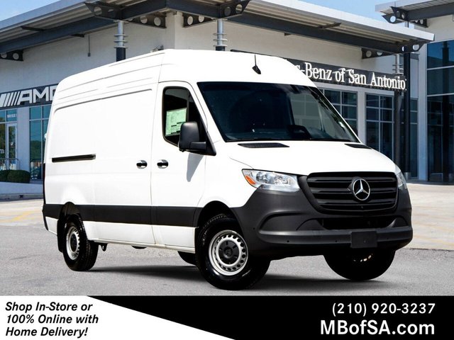 New 2025 Mercedes-Benz Sprinter Cargo Van 144 WB With Navigation