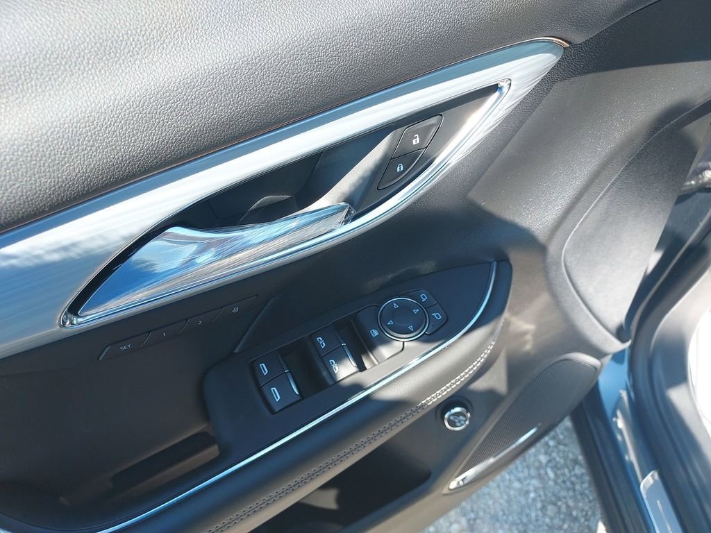 New 2026 Quartz Blue Metallic Buick Avenir image 19