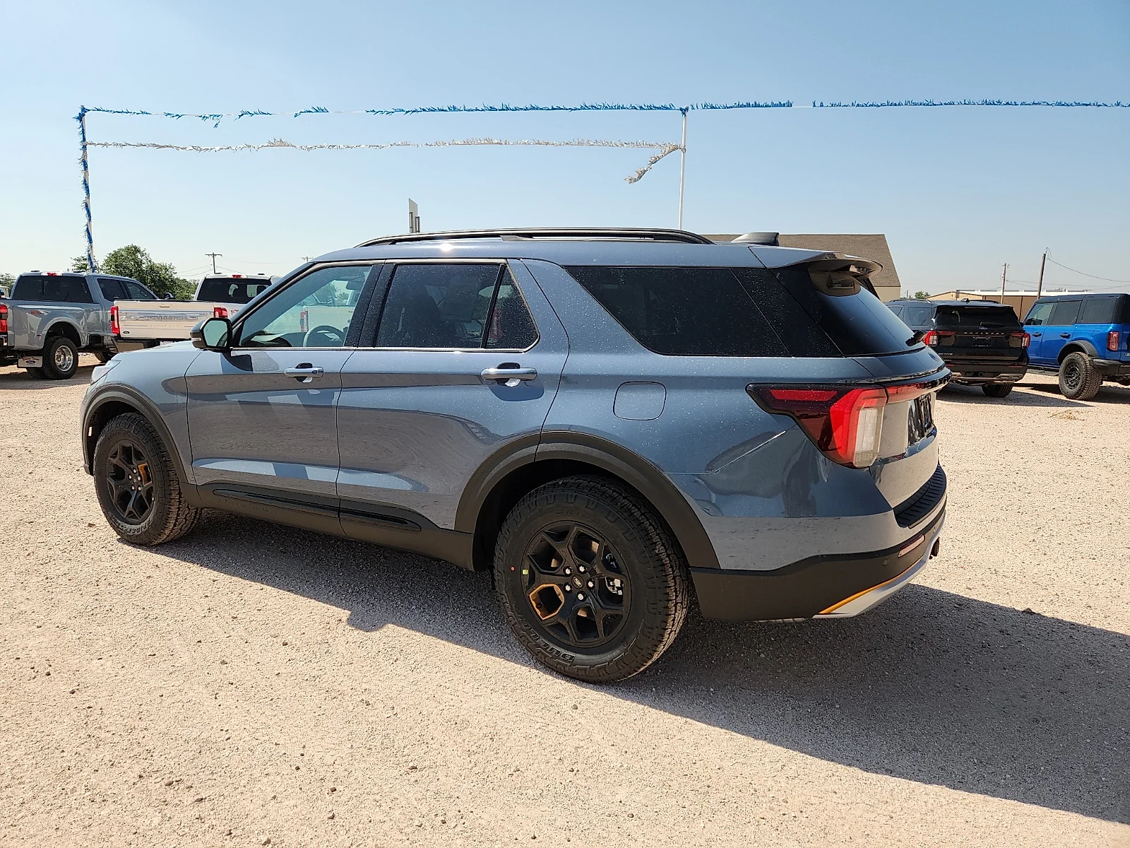 New 2026 Vapor Blue Metallic Ford Tremor® image 4