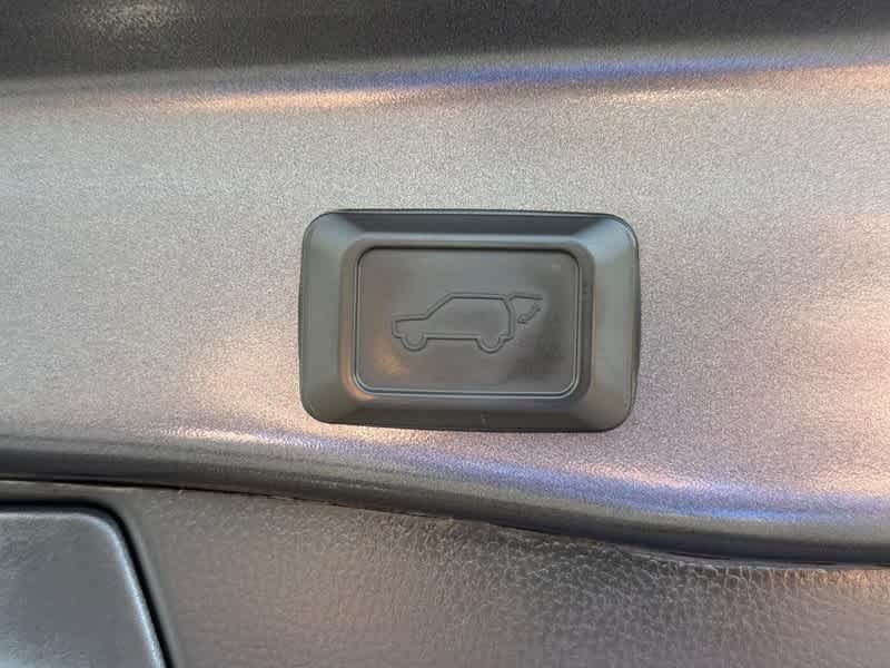 Used 2023 Magnetic Gray Metallic Toyota XLE Premium image 8