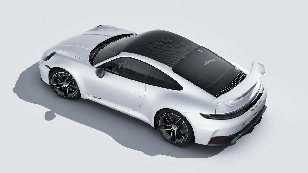 New 2027 White Porsche Carrera GTS image 4