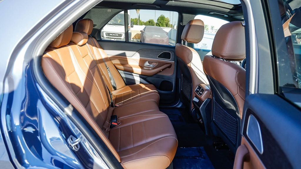 Used 2024 Twilight Blue Metallic Mercedes-Benz GLE 350 image 20