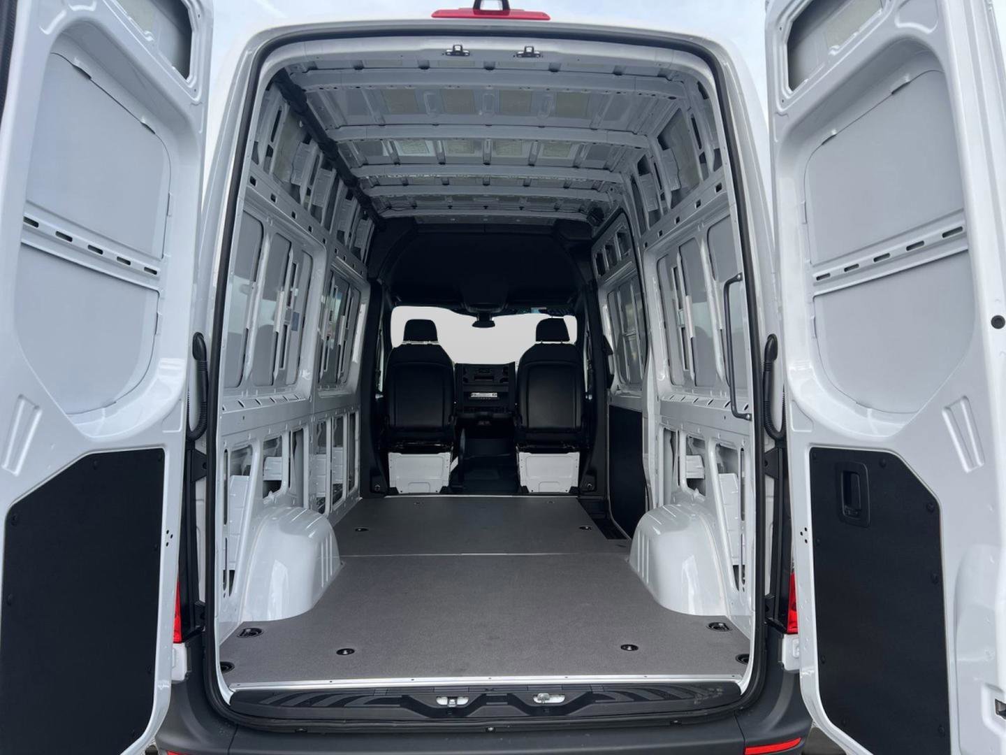 2025 Mercedes-Benz Sprinter Cargo Van Base - Photo 10