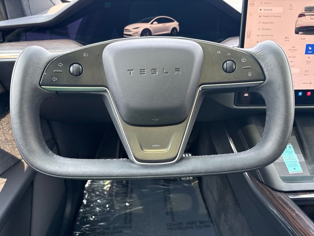 Used 2022 White Tesla Base image 17