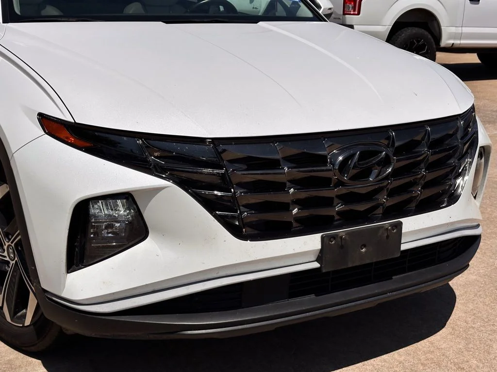 Used 2022 Gray Hyundai SEL image 2