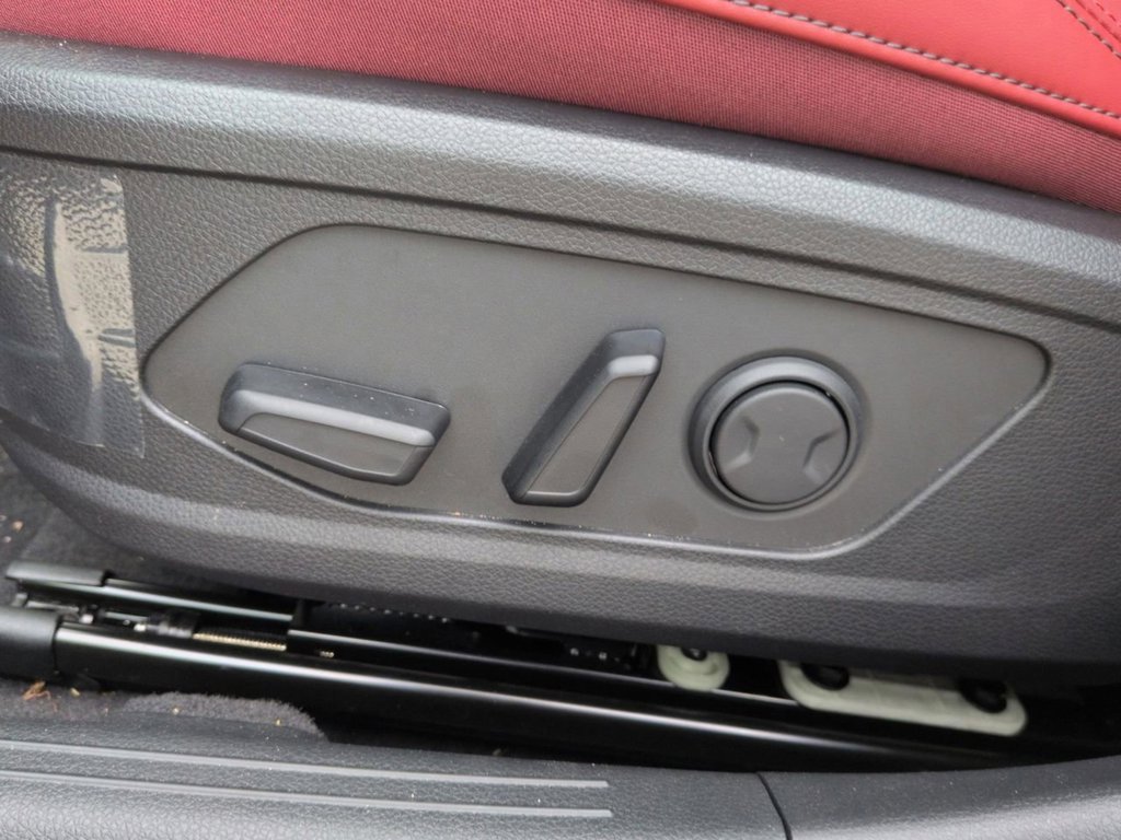 2026 Kia K5 GT-Line - Photo 17