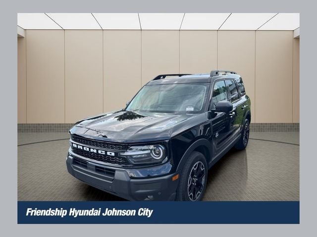 Used 2025 Black Ford Outer Banks image 1