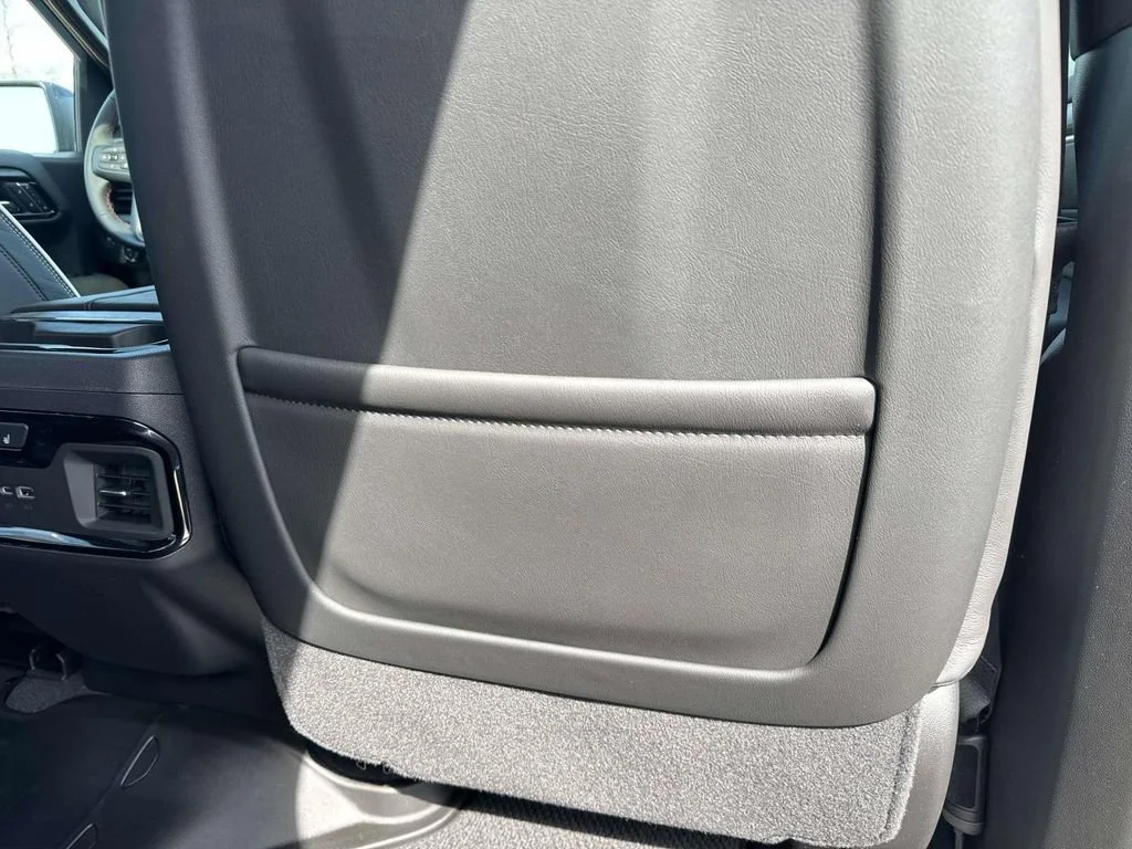 2026 GMC Sierra 1500 AT4X - Photo 26