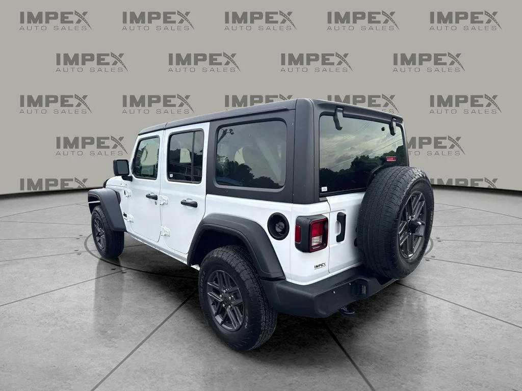 Used 2025 White Jeep Sport S image 3