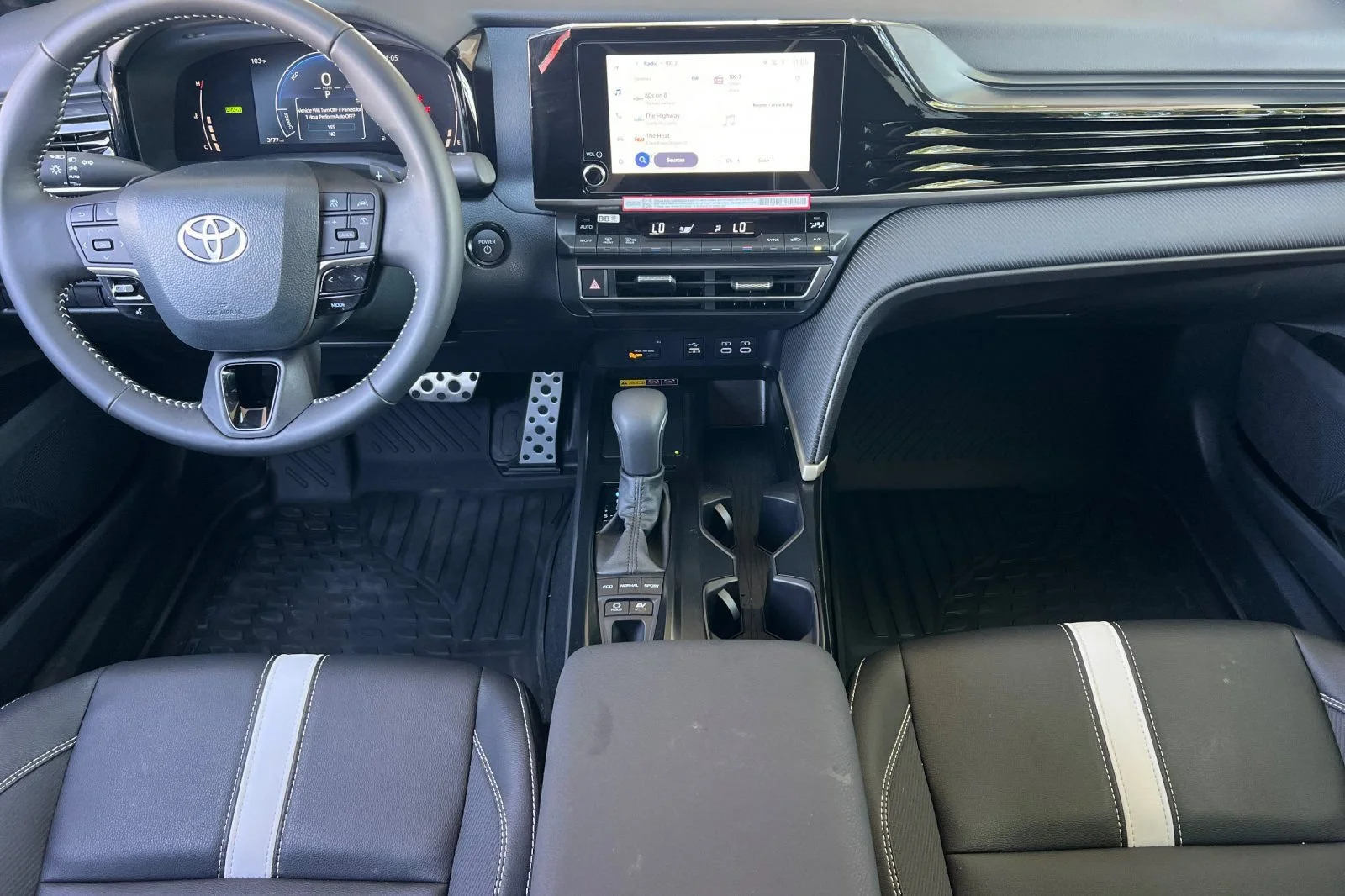 Used 2026 Ocean Gem Toyota LE image 13